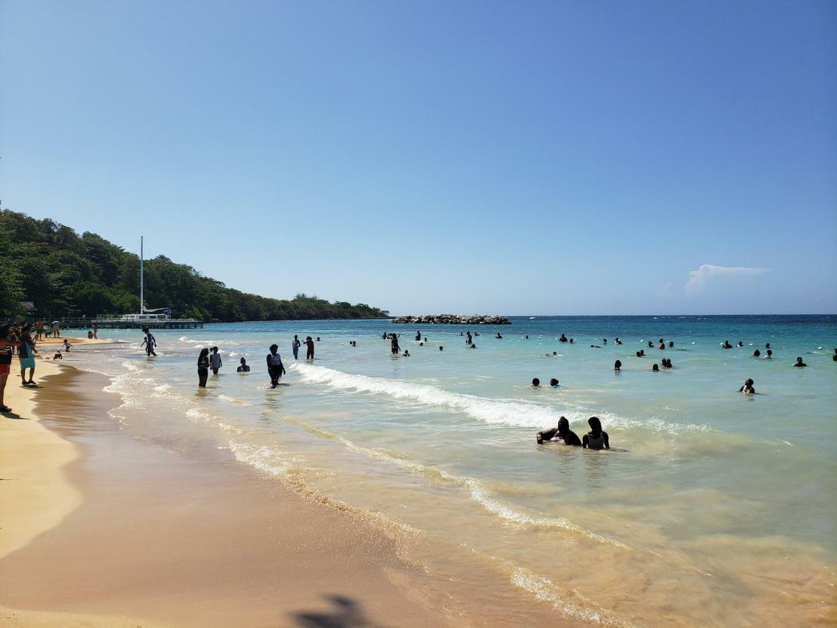 Villa Oasis Drax Hall Ocho Rios Buitenkant foto